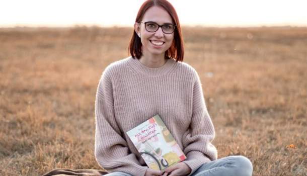 Borítókép: "Az érzékenyítést az óvodákban kell elkezdeni" - Interjú Berkeiné T. Petrával, a Különleges barátok mesekönyv szerzőjével